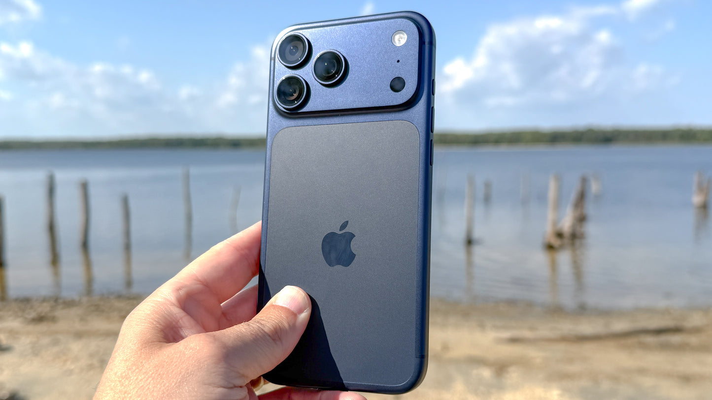 Apple iPhone 17 pro max Deep Blue