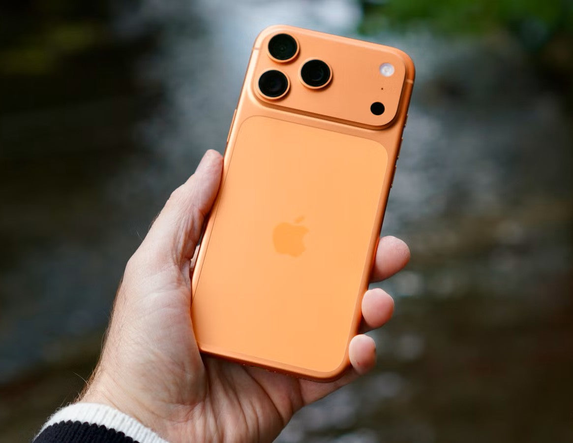 Apple iPhone 17 pro max Cosmic Orange